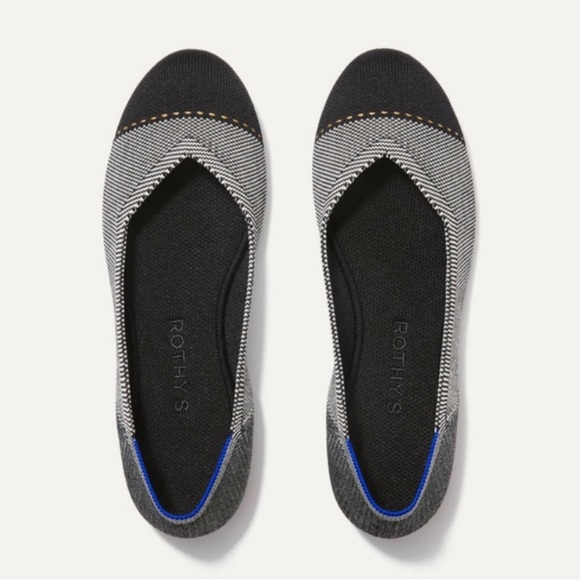 HPx3!! 🎉🎉 EUC Rothy’s The Flat Grey Mist Captoe. Size 7. - Picture 2 of 7